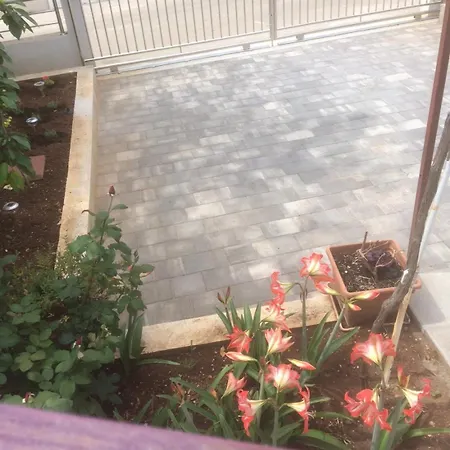 With Parking Space - 12721 아파트