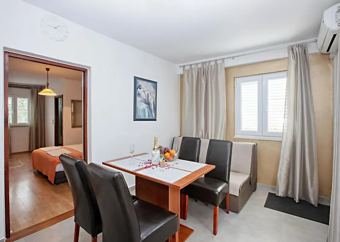 Apartman With Parking Space - 12721 Vodice