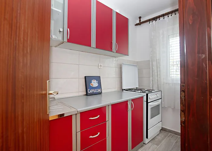 With Parking Space - 12721 Apartman Vodice